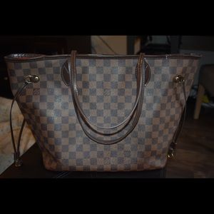 Louis Vuitton Neverfull MM Damier